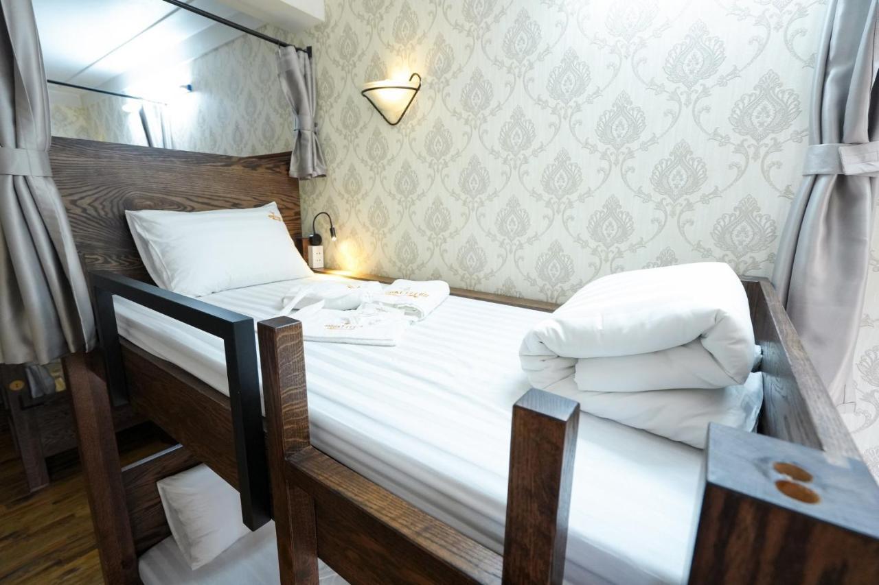 Musketeers Guest House Hanoi Zewnętrze zdjęcie